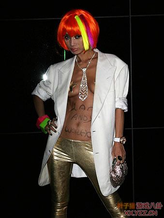 ��Ů���ǽ����͹����е���