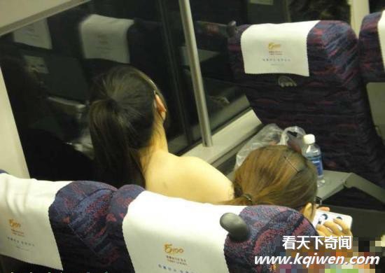 ��Ů������ͼ�� �ø�hold��ס(������ͼ)