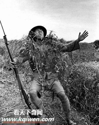 ͸�ھ�ͷ����ս���н�����ǹɱ�������˲��(��ͼ)